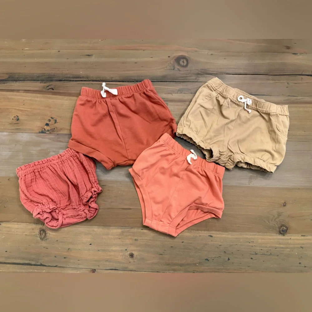 Old Navy baby girls shorts assorted - Coral, Rust, Tan